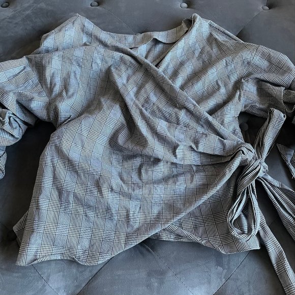 Zara Woman Black & White Plaid Wrap Shirt - Picture 1 of 10